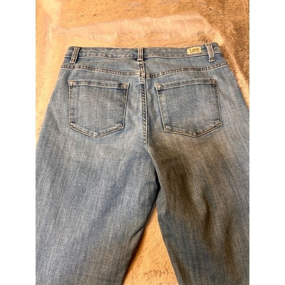Lee Relaxed Fit Straight Leg High Rise Light Wash Denim Jeans Leg 6 - Picture 11 of 16